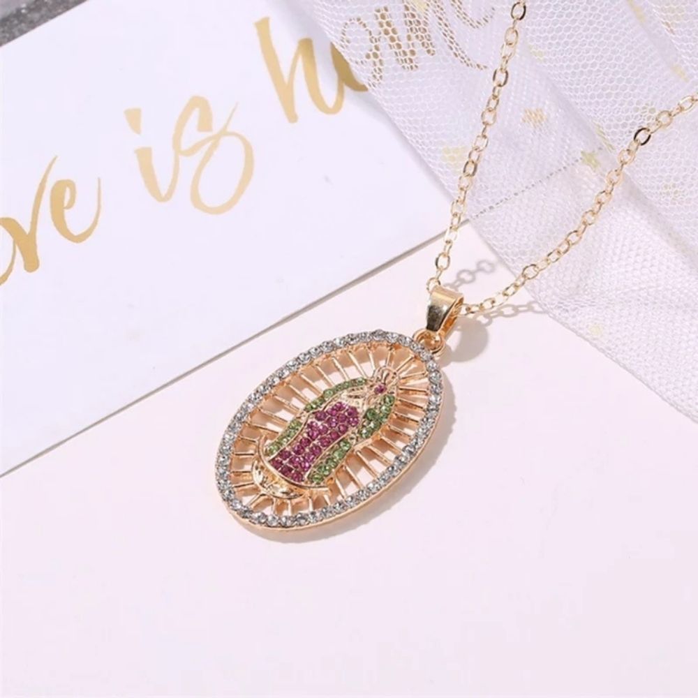 Mother Mary Crystal Pendant Necklace - Picture 4 of 7
